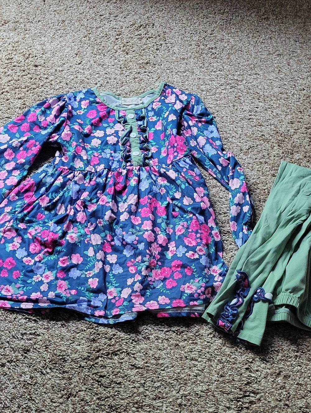 Girls Floral Long Sleeve Top with Green Leggings